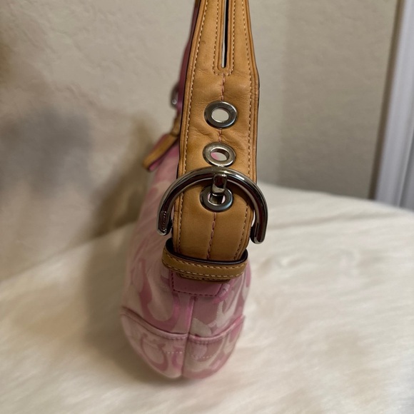 Coach Soho Optic Signature Small Hobo - Picture 11 of 12